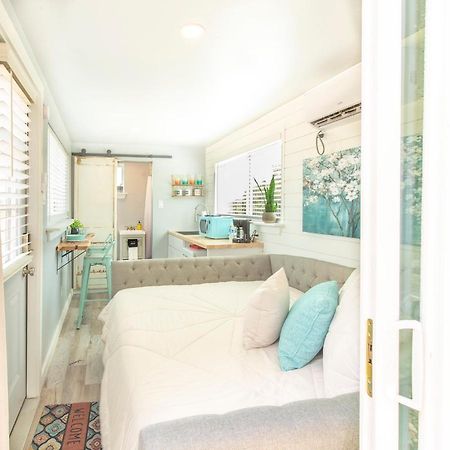 The Container Retreat @ 290 Wine Trail #1 Escape To Hye, Tx Vila Exterior foto